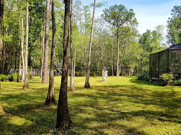 5th image of 819 Cypress Trails Dr