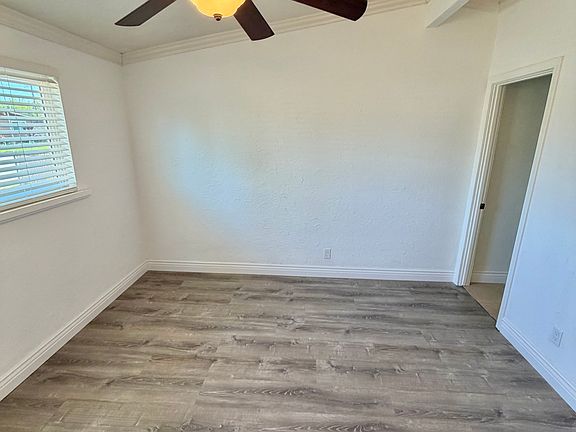 4th image of 2028 W Oldfield St