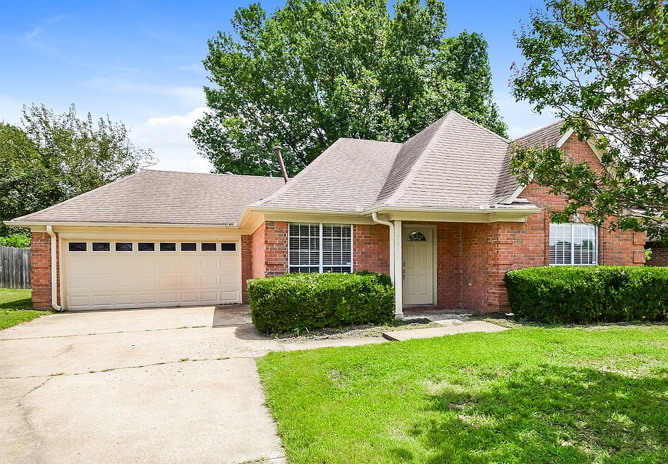 1st image of 7842 Benton Dr