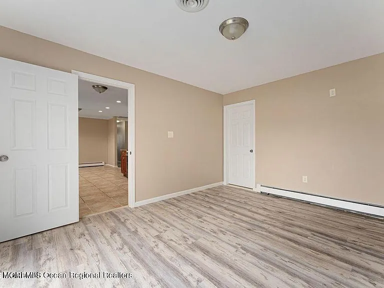 34 Bell St — Photo 14