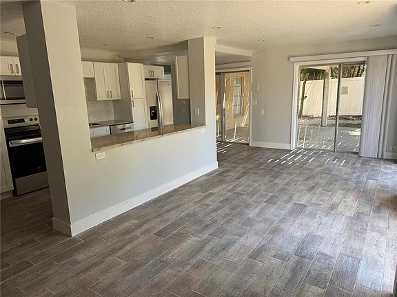 3rd image of 1209 1st St