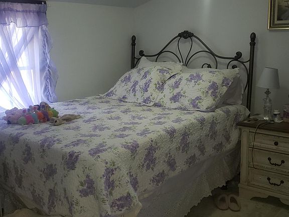 5th image of 10 New York Ave Floor 2