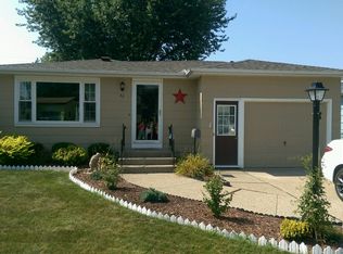 44 John Brian Ln, Cheektowaga, NY 14227