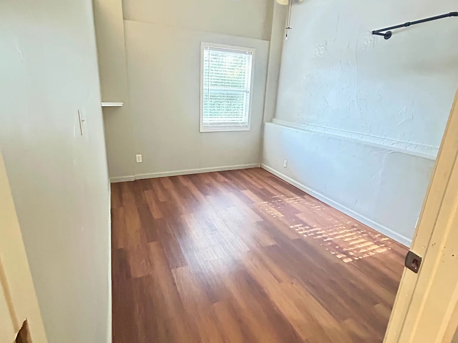 803 Stanley St. - C — Photo 4
