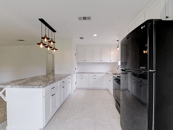 2nd image of 7407 Shady Mill Dr