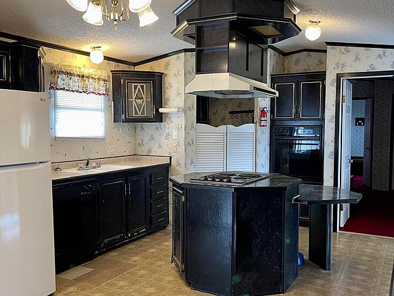 4th image of 4721 Sea Pines Drive SE