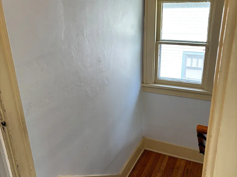 829 Miller Ave — Photo 6