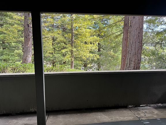 3rd image of 480 Canyon Oaks Dr APT C