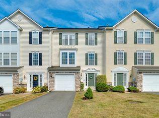 130 N Savanna Dr, Pottstown, PA 19465