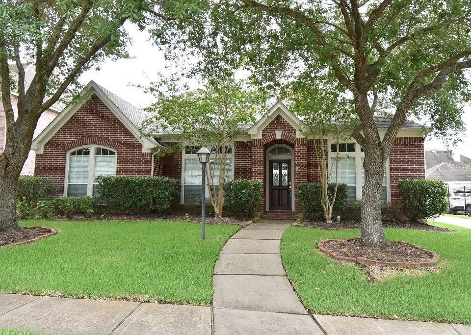 12335 N Shadow Cove Dr