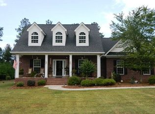 233 Creekside Dr, Arnoldsville, GA 30619