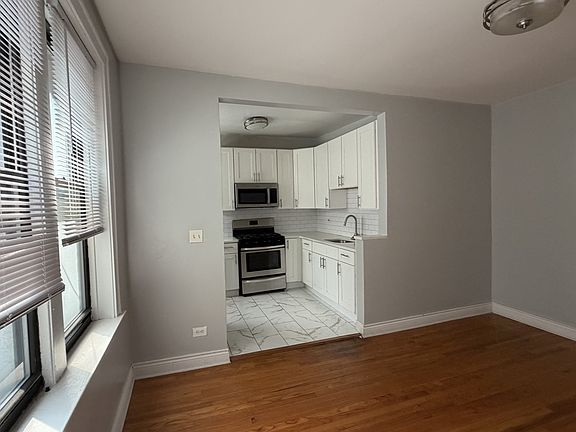 2nd image of 5523 S Everett Ave #23-1E
