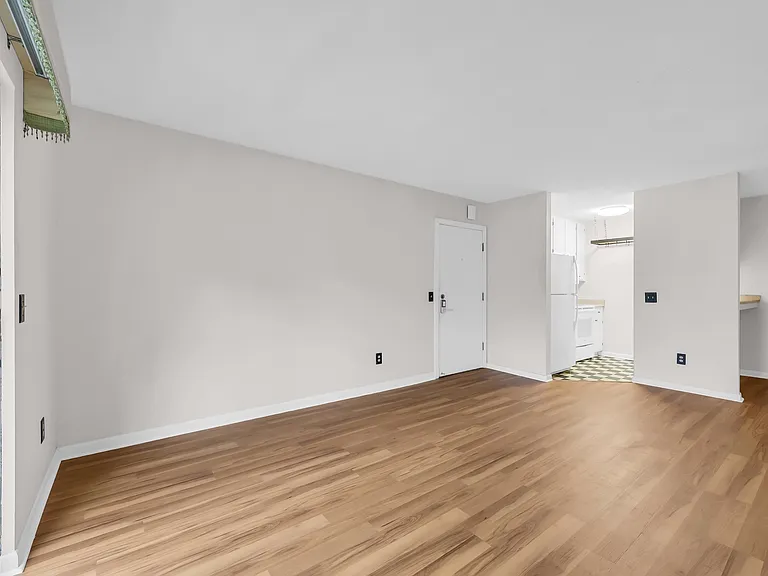 435 Salt Marsh Cir #19F — Photo 7