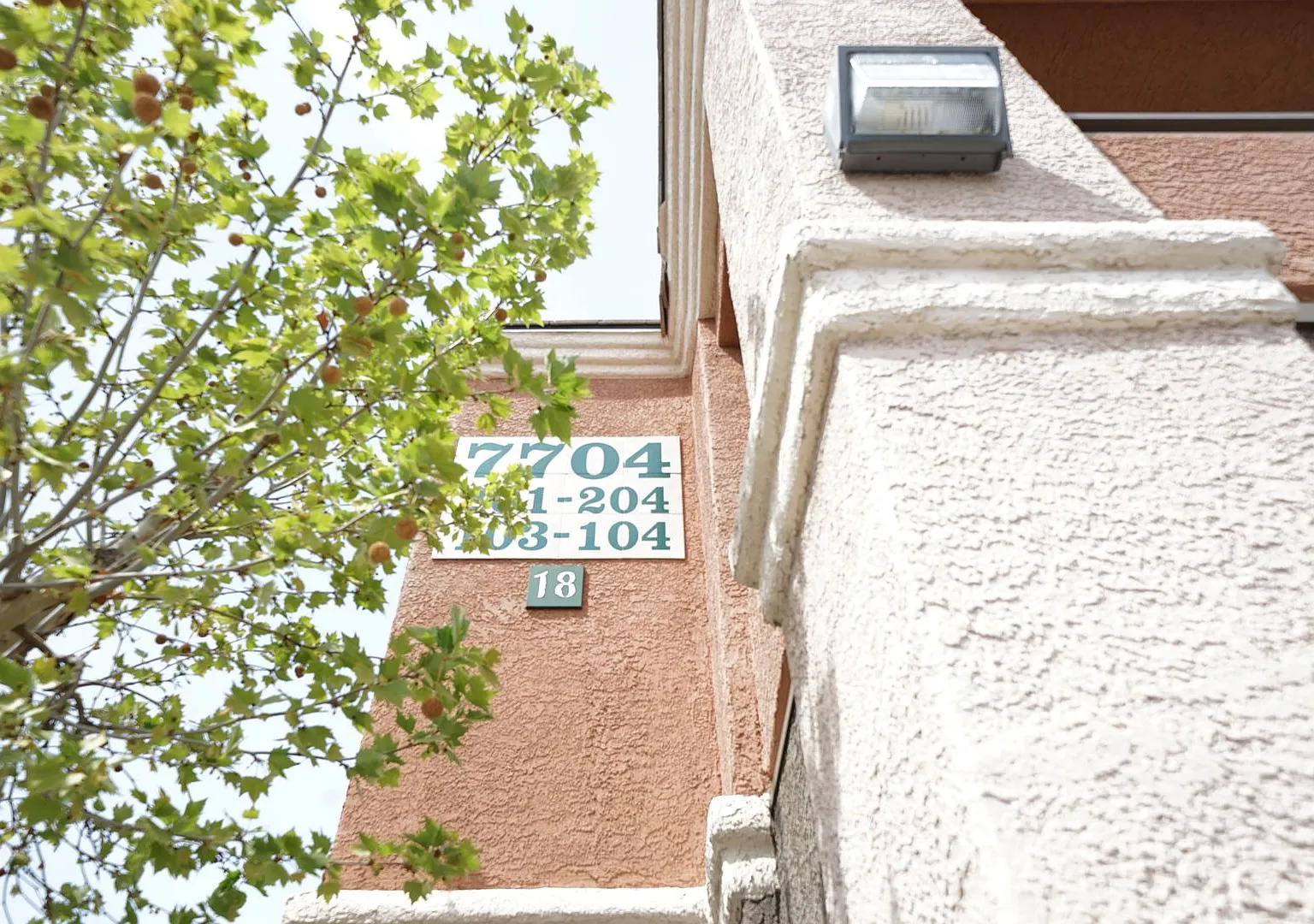 Showings Available Now — Photo 2