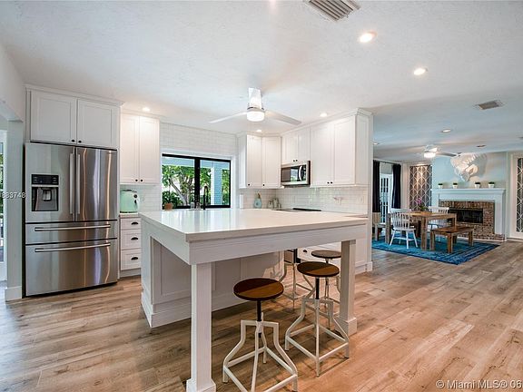 5th image of 15505 SW 77th Ct