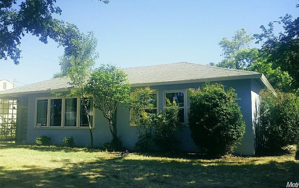 1st image of 222 E Emerson Ave