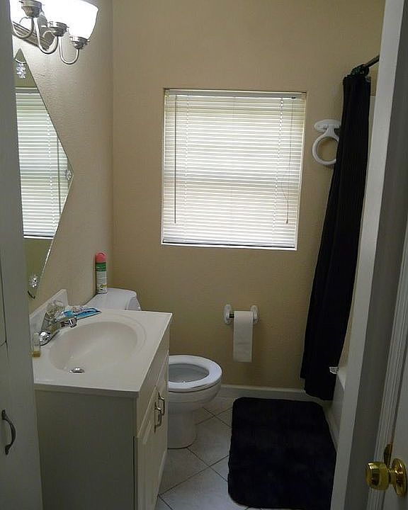 1st image of 522 N Houston St