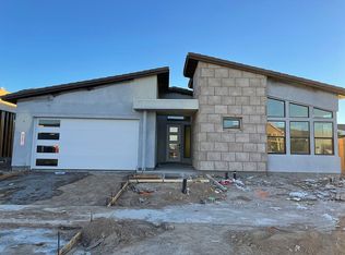 927 E Monte Way, Phoenix, AZ 85042