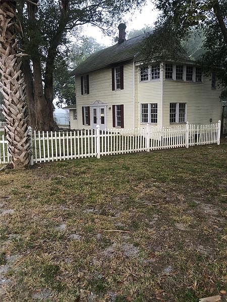 1st image of 24047 Sorrento Ave