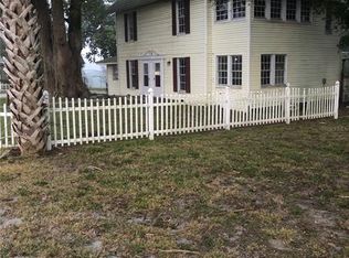 24047 Sorrento Ave, Sorrento, FL 32776