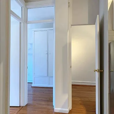 Rented by Compass | media 42