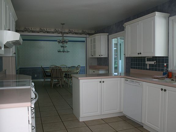 2nd image of 319 Catalina Dr