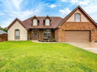 1416 Rodden Dr, Decatur, TX 76234