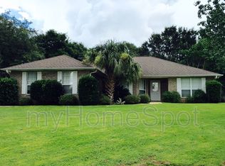 6805 Cedar Lake Dr, Pensacola, FL 32526