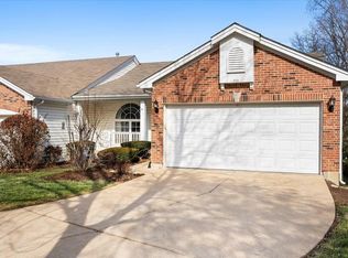 538 Coventry Trail Ln, Maryland Heights, MO