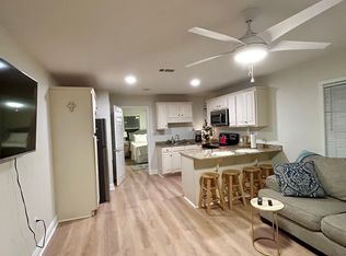 139 Pine Grove Ave #B, Biloxi, MS 39531