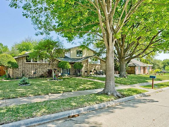 2nd image of 1805 Boulder Dr