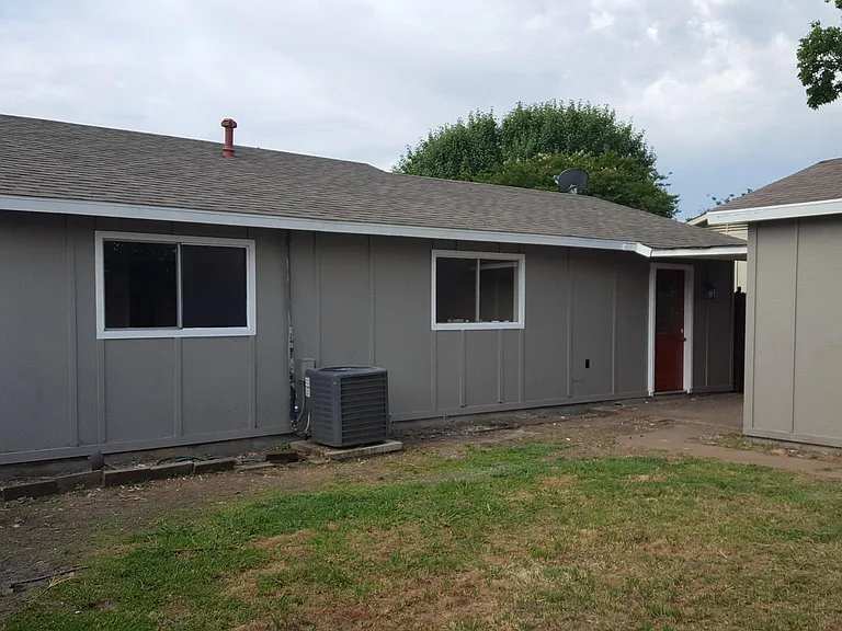 915 Meadow Mead Dr — Photo 28