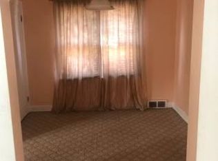 1412 Somerset Ave, Grosse Pointe Park, MI 48230