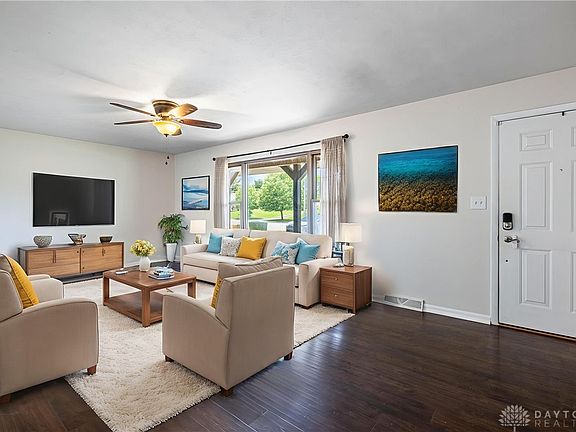 4th image of 3558 Knollbrook Dr