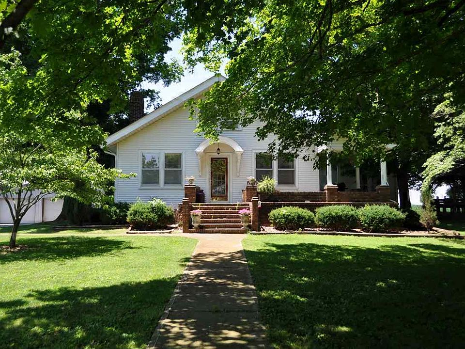 2nd image of 1589 George Taylor Rd