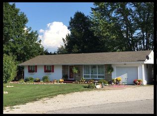 1502 E Briggs Dr, Macon, MO 63552