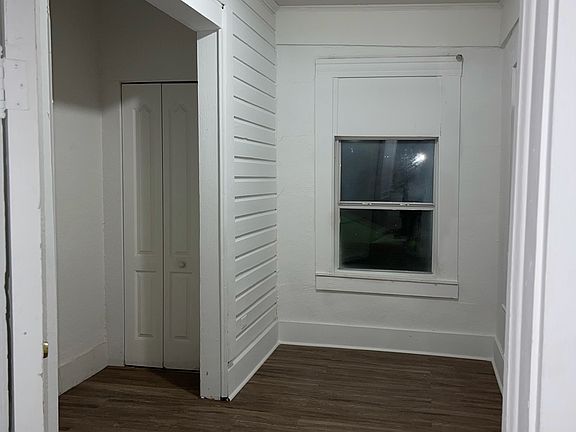 2nd image of 1287 W 20th St