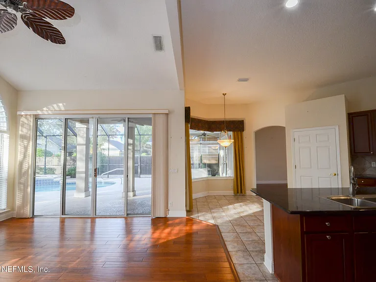 11712 Blackstone River Dr — Photo 3