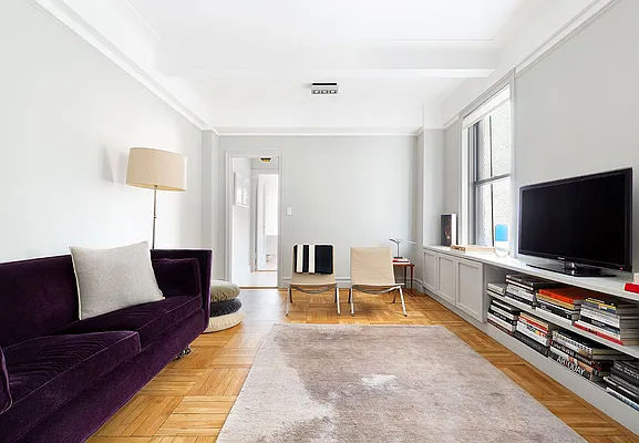 Rented by Compass | media 28