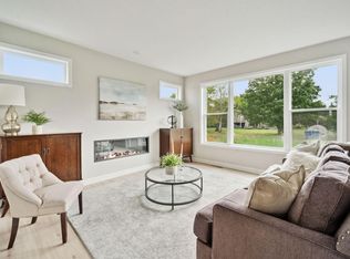 2087 Brookview St, Shakopee, MN 55379