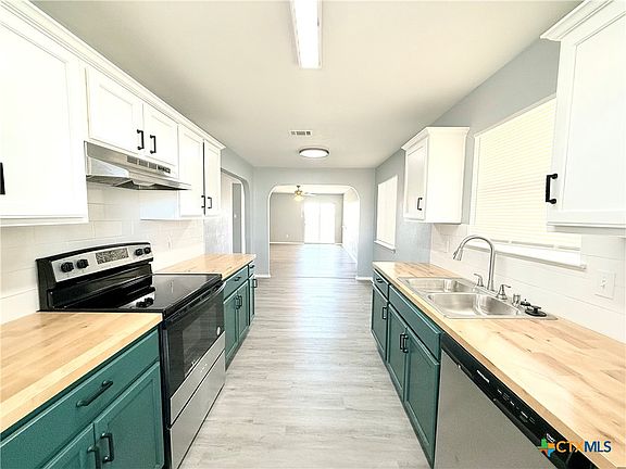 5th image of 2714 Blackburn Dr