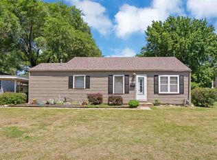 1720 N Moyle St, Augusta, KS 67010
