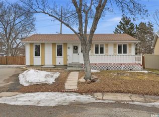 54 Scrivener CRESCENT, Regina, SK S4N 4V7