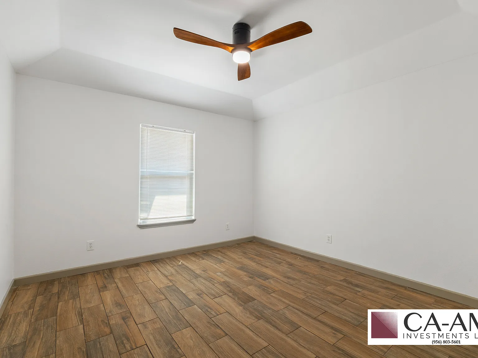 2 bed, 2.5 bath, 1100 sqft, $1,235 — Photo 4