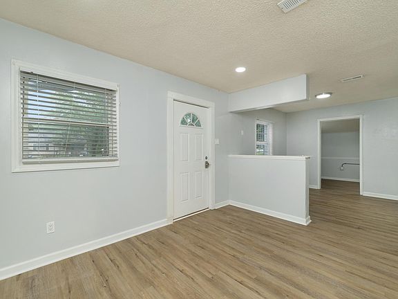 3rd image of 2217 Evans Ave NW