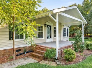 8640 Center Grove Church Rd, Clemmons, NC 27012