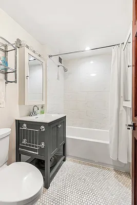 Sold by Compass | media 6