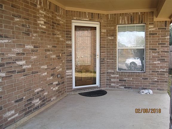 2nd image of 18839 Cluster Oaks Dr