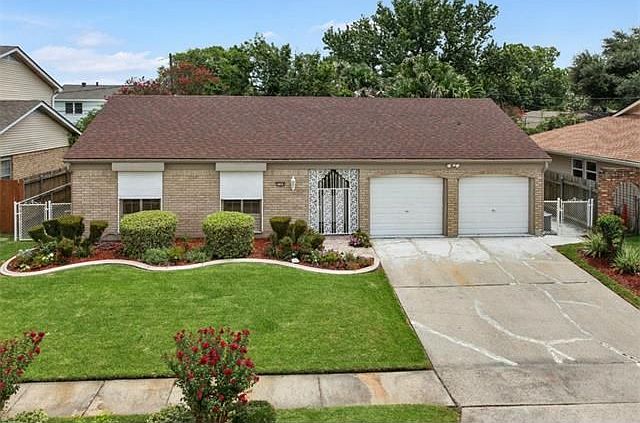 1st image of 2169 Laurel Ave