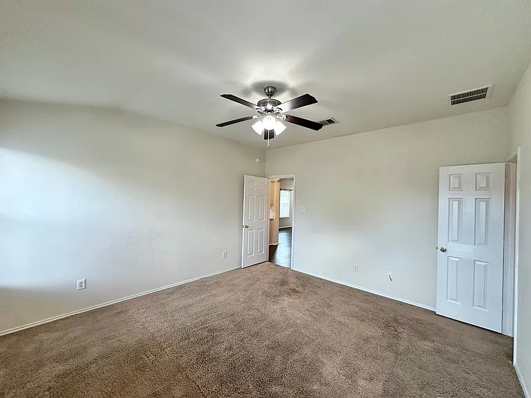 4510 Causeway Ct — Photo 15